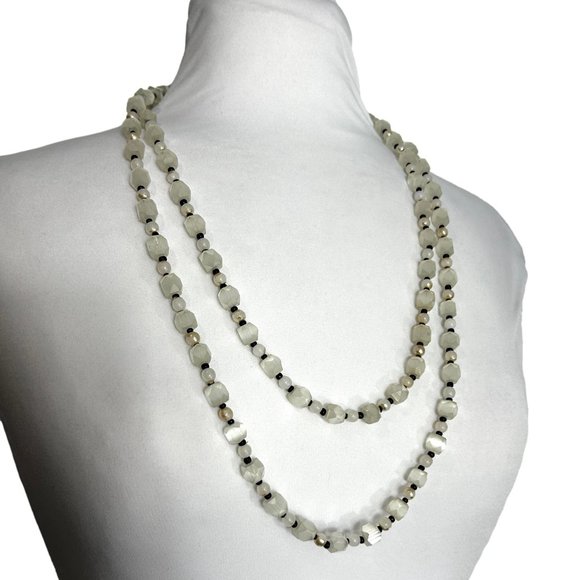 Long 56" Beaded Necklace White Faceted Beads Black Spacers Tunic Length - Picture 12 of 12